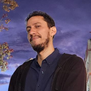 Adrian Navia