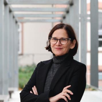 Prof. Dr. Kama Maclean